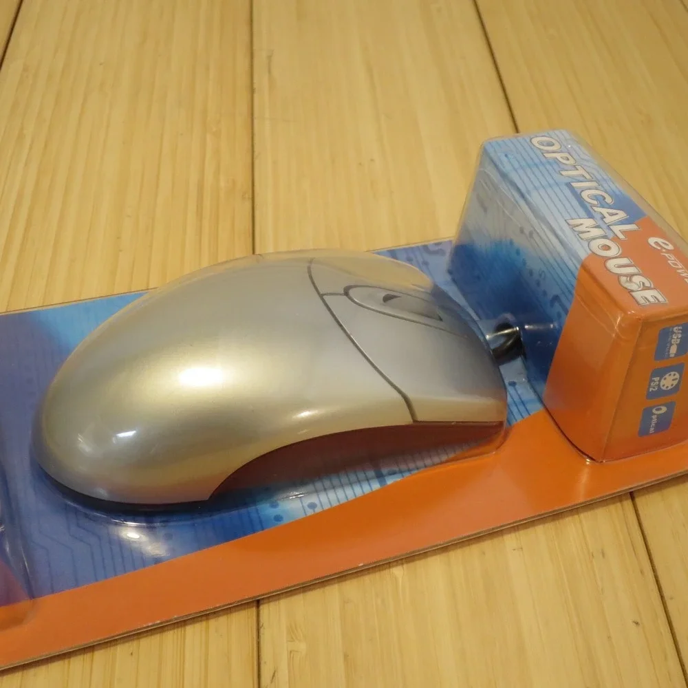 NOS Vintage E-power PS2‎ Optical Mouse 800 DPI with Scroll Wheel - Silver & Red